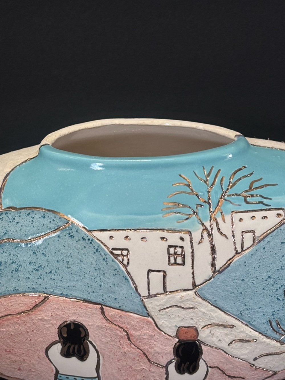 Vintage Hand-Painted Mexican Village Art Ceramic Flower Vase by Guna - Picture 5 of 10